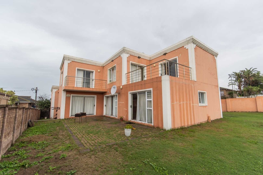 6 Bedroom Property for Sale in Bluewater Bay Eastern Cape